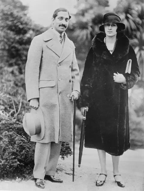 Alamy Maharaja von Indore, Kalifornien. Sir Tukaji Ray Holkar, Maharaja von Indore. 11. Dezember 1926